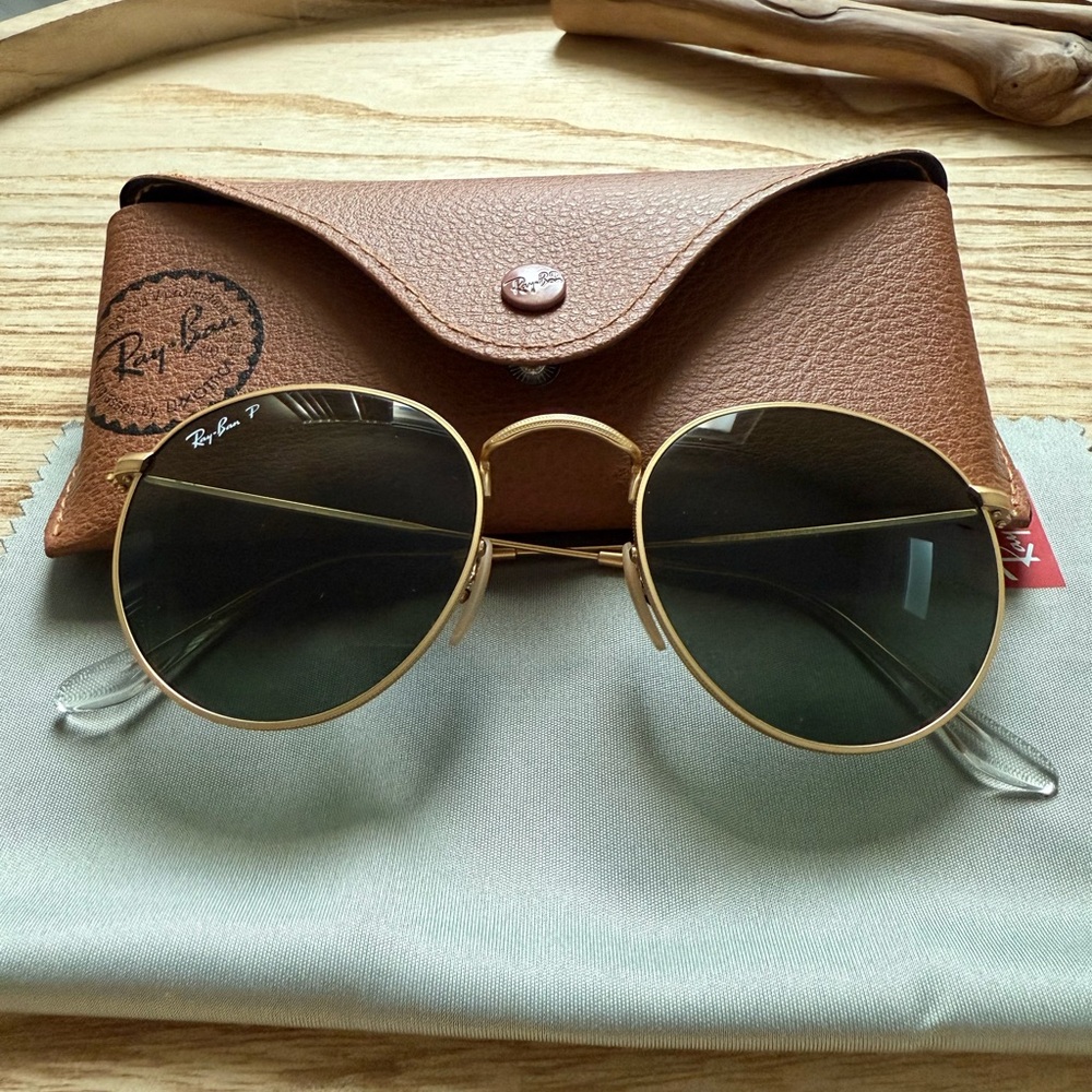 Polarized Ray-Ban Round Sunglasses